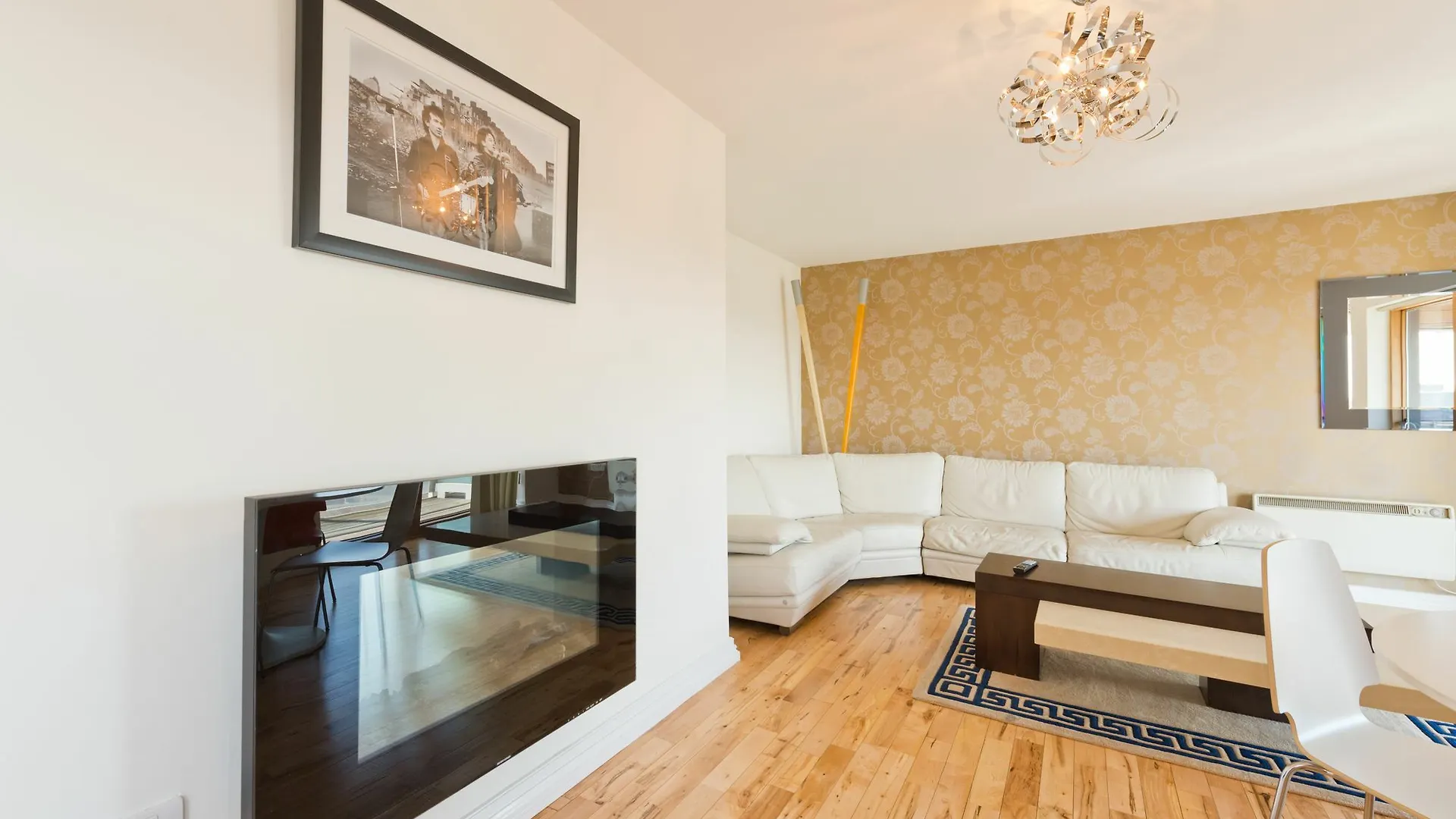 Gallery Quay Luxury Apartment Dublin