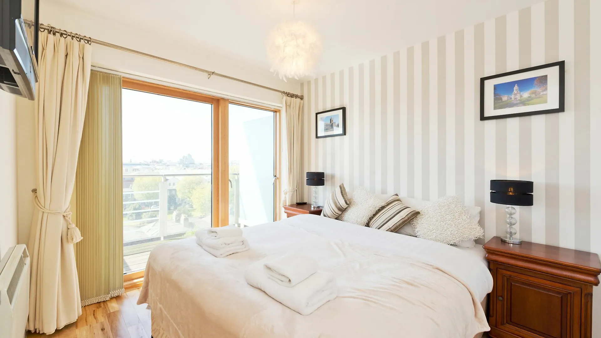 Gallery Quay Luxury Apartment Dublin